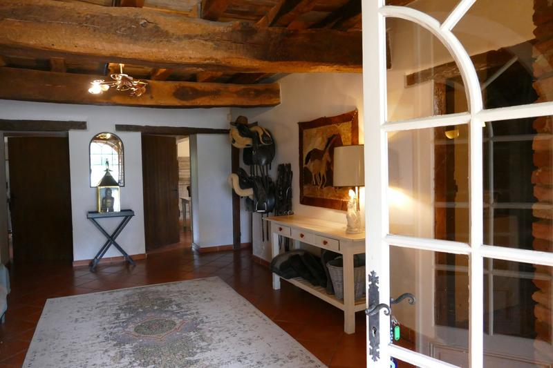 Maison - 655 m² - 20 pièces