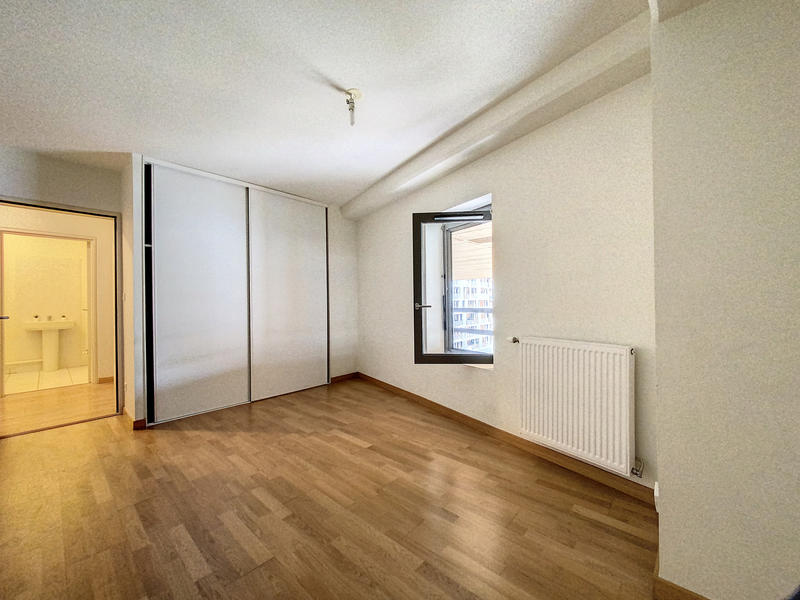 Appartement - 84 m² - 3 pièces