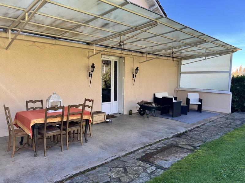 Maison - 146 m² - 9 pièces