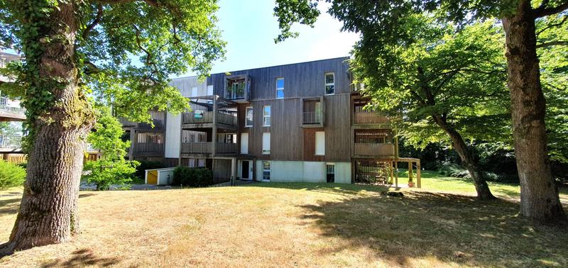 Appartement - 86 m² - 4 pièces