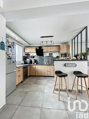 Maison - 85 m² - 5 pièces