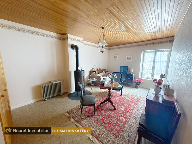 Maison - 135 m² - 6 pièces