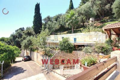 Maison - 146 m² - 5 pièces