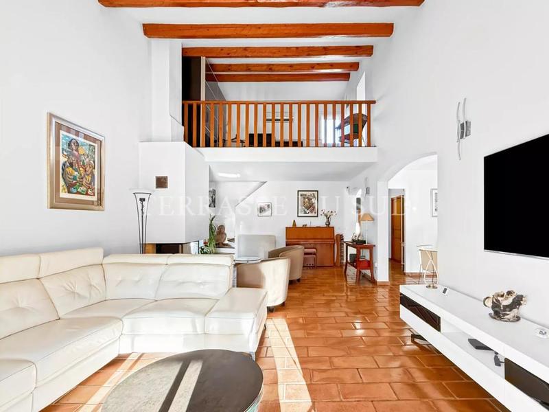 Maison - 173 m² - 6 pièces