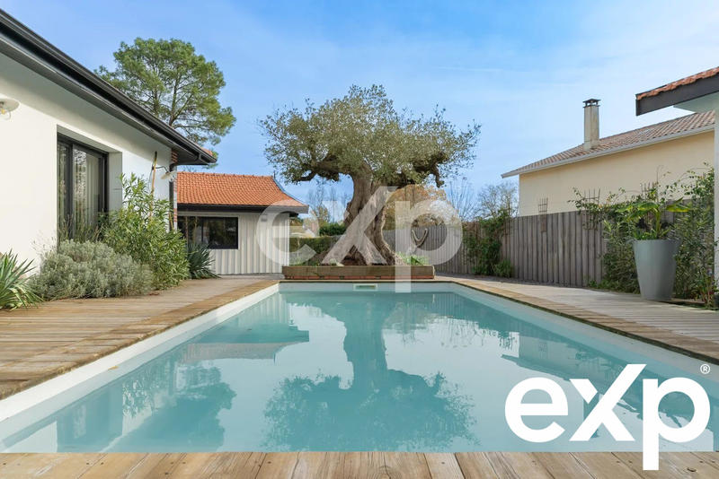 Maison - 160 m² - 6 pièces