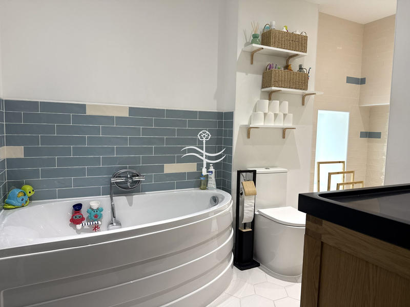 Maison - 93 m² - 4 pièces