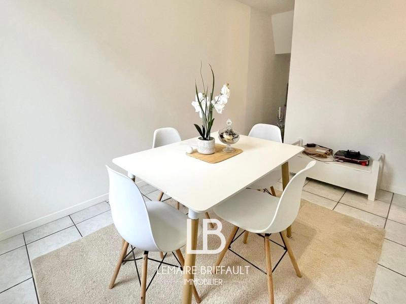 Maison - 94 m² - 5 pièces