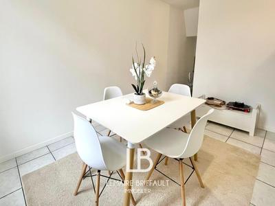 Maison - 94 m² - 5 pièces