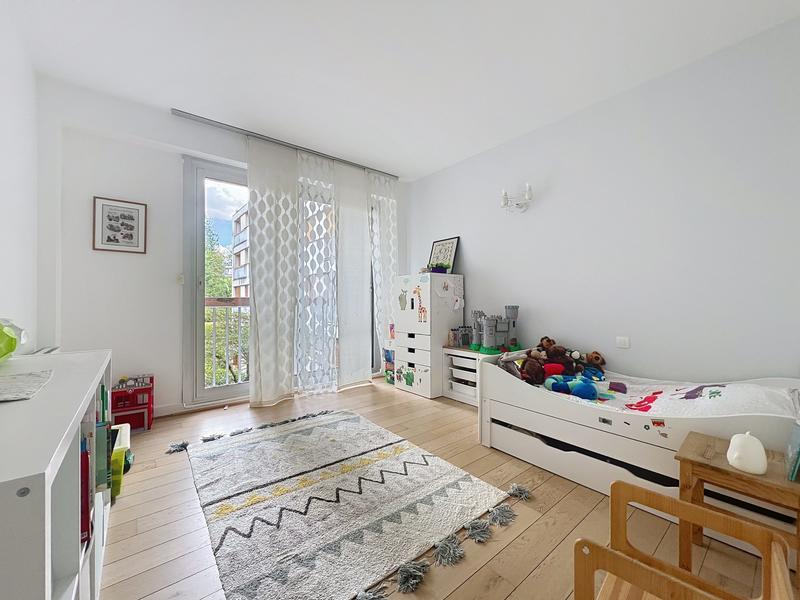 Appartement - 120 m² - 5 pièces