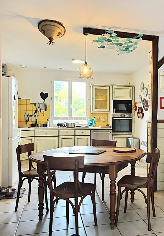 Maison - 99 m² - 5 pièces