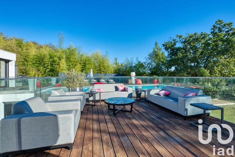 Maison de maîtres - 250 m² - 5 pièces