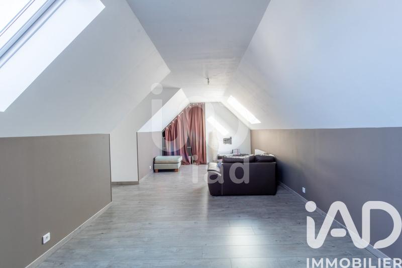 Maison - 203 m² - 7 pièces