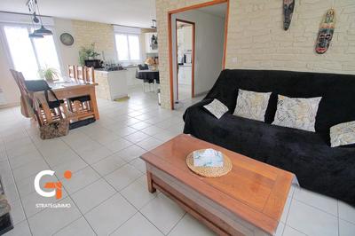 Maison - 98 m² - 4 pièces