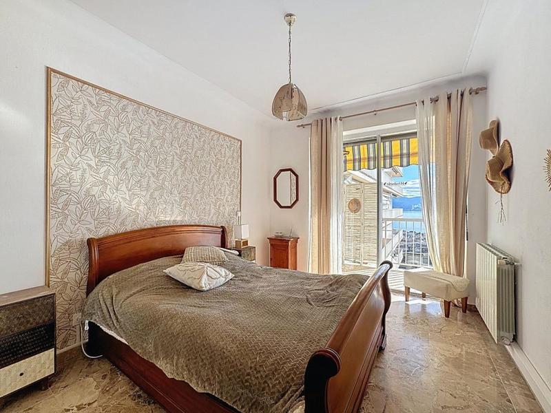 Appartement - 98 m² - 4 pièces