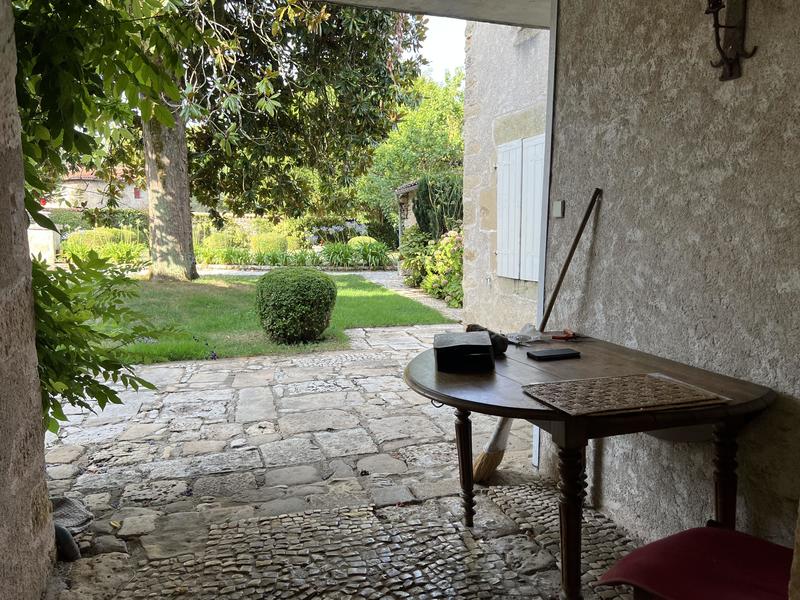 Maison ancienne - 188 m² - 6 pièces