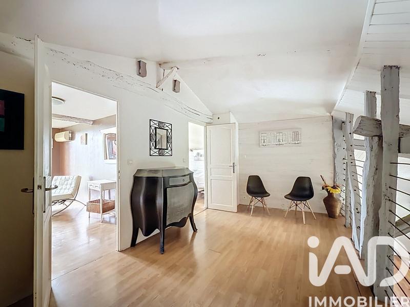 Maison - 208 m² - 5 pièces