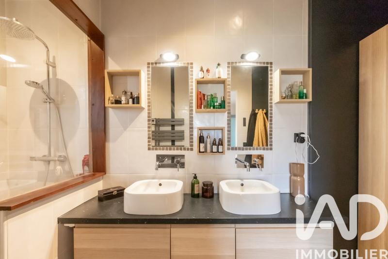 Maison de maîtres - 244 m² - 8 pièces