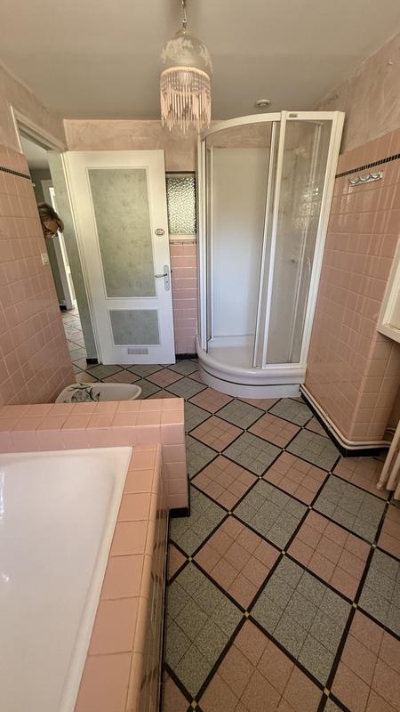 Maison - 197 m² - 7 pièces