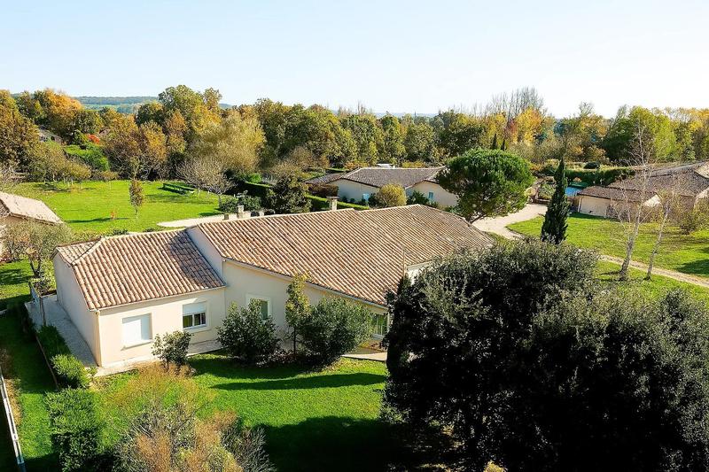 Maison - 200 m² - 5 pièces