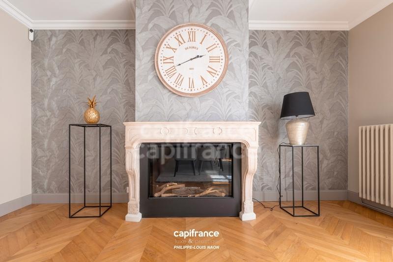 Maison bourgeoise - 575 m² - 10 pièces