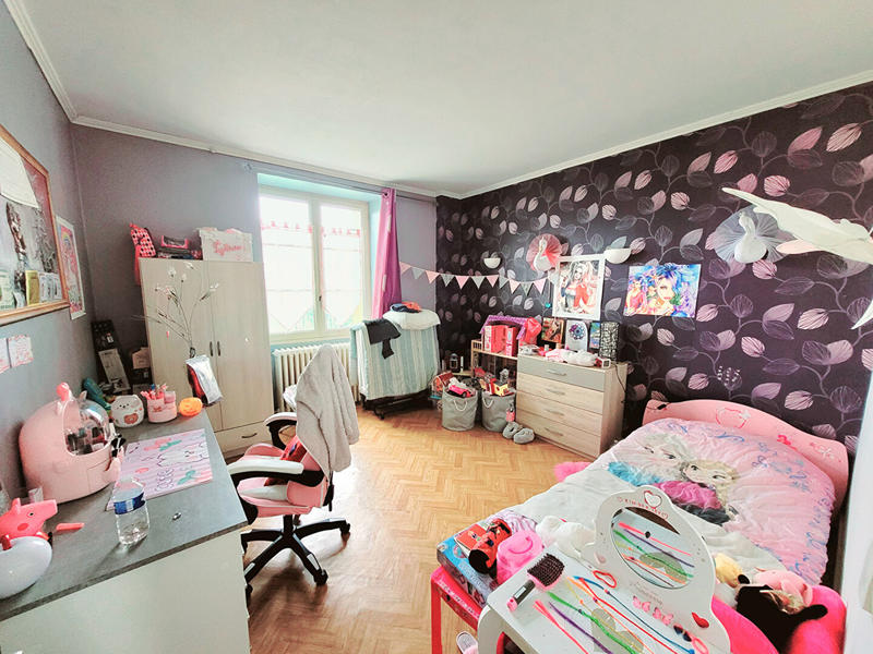 Maison - 180 m² - 6 pièces