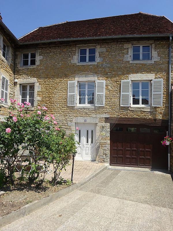 Moulin - 325 m² - 11 pièces