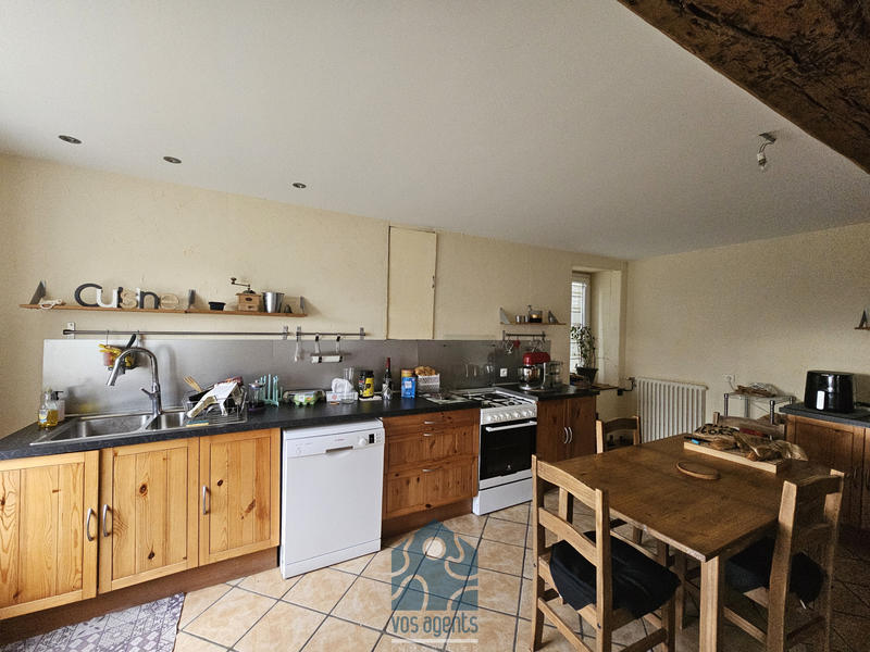 Maison - 171 m² - 7 pièces