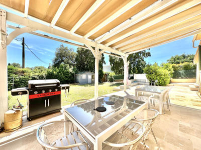 Villa - 140 m² - 6 pièces