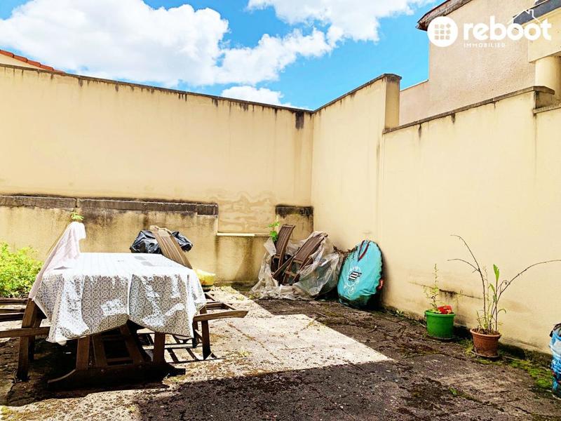 Appartement - 60 m² - 2 pièces