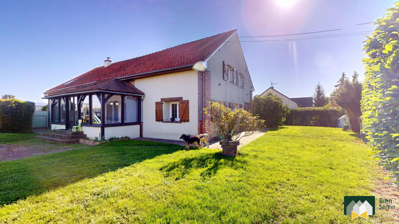 Maison - 256 m² - 10 pièces