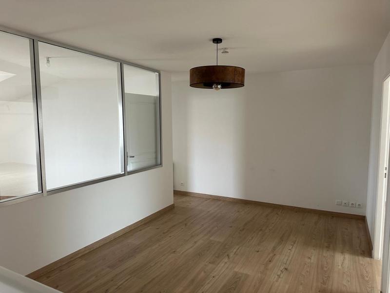 Appartement - 126 m² - 5 pièces