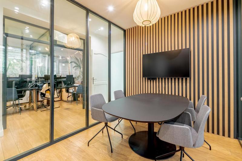 Bureau - 283 m² - 15 pièces