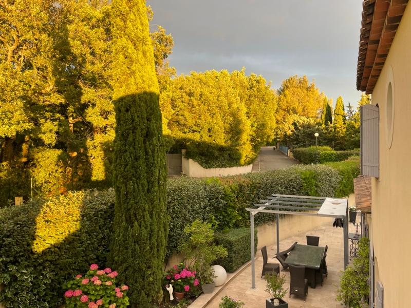 Maison - 195 m² - 8 pièces