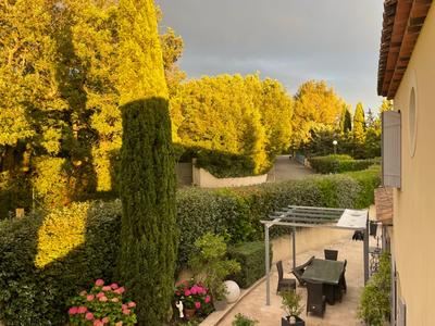 Maison - 195 m² - 8 pièces