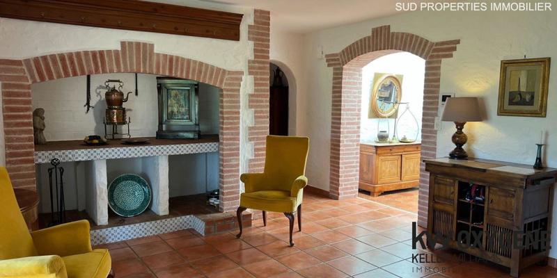 Mas - 214 m² - 8 pièces