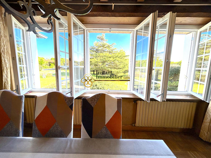 Demeure - 160 m² - 6 pièces