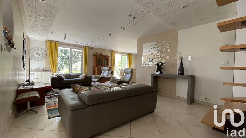 Maison - 154 m² - 8 pièces