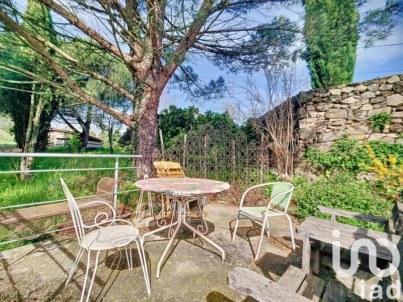 Maison - 285 m² - 16 pièces