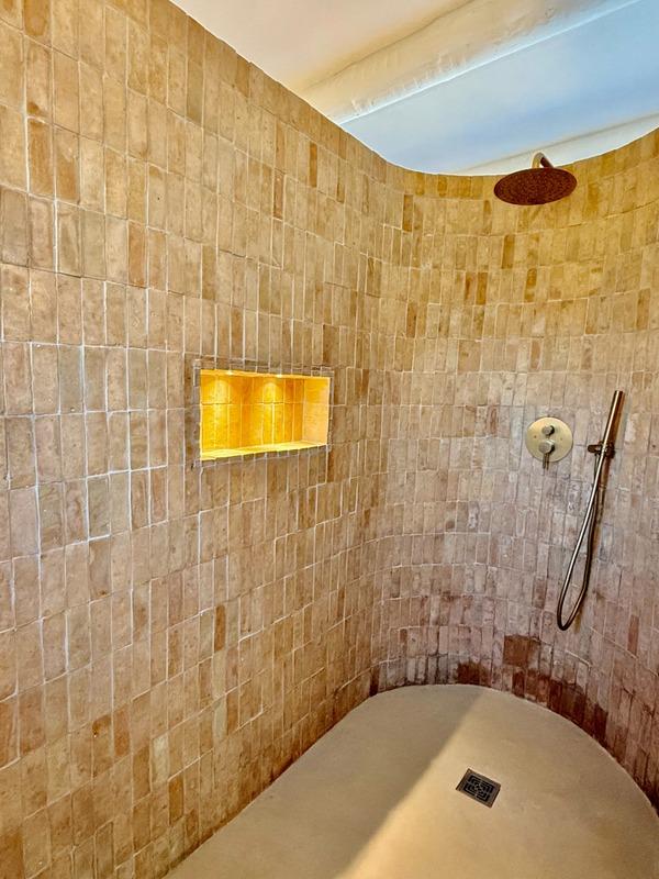 Mas - 180 m² - 6 pièces