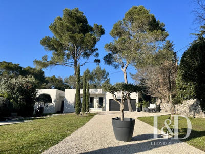 Maison contemporaine - 191 m² - 6 pièces