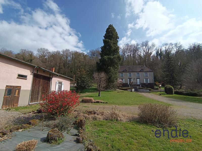 Propriété - 149 m² - 4 pièces