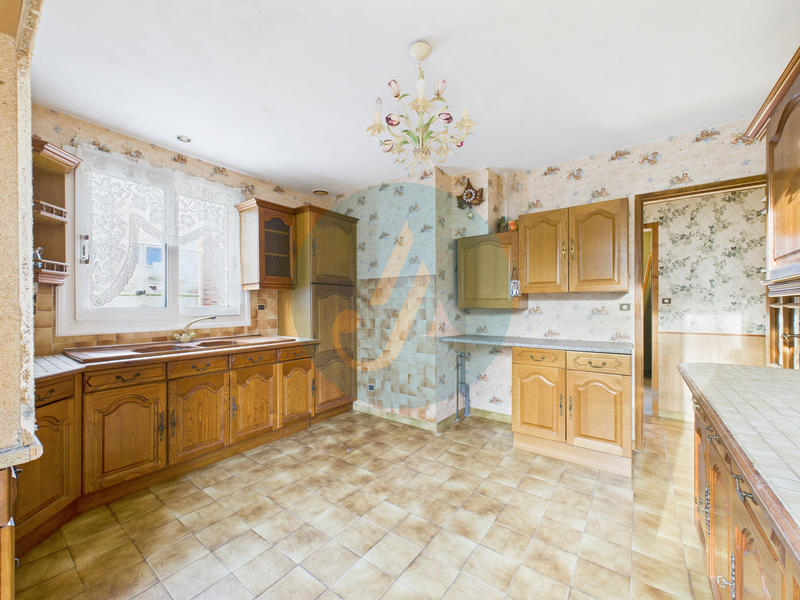 Maison - 101 m² - 5 pièces