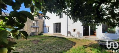 Maison de ville - 295 m² - 7 pièces