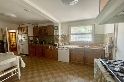 Maison - 200 m² - 6 pièces