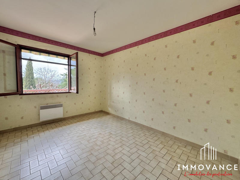 Maison - 135 m² - 6 pièces