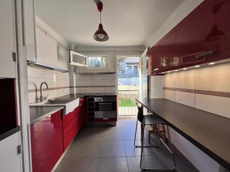 Appartement - 80 m² - 4 pièces