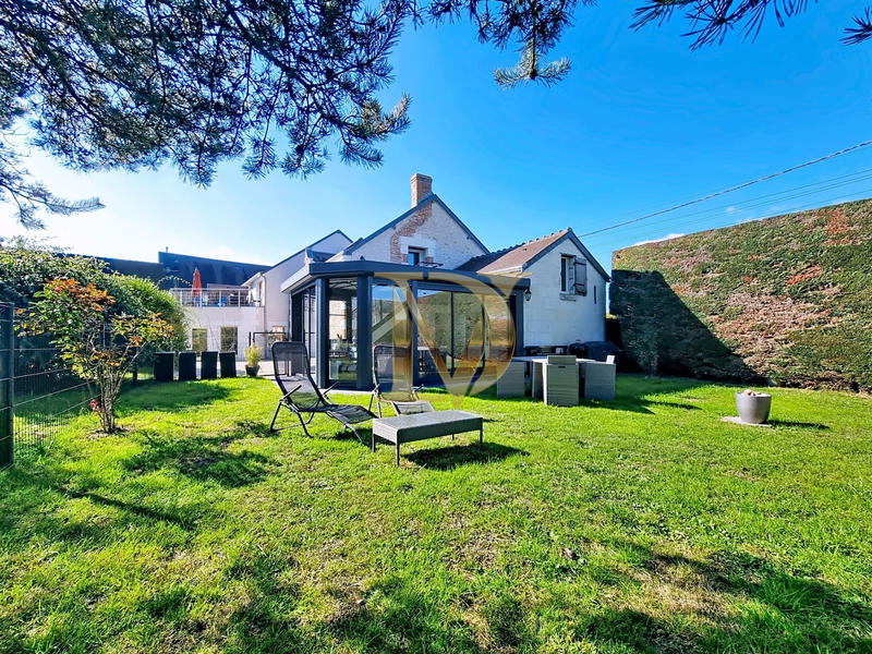 Maison ancienne - 402 m² - 11 pièces