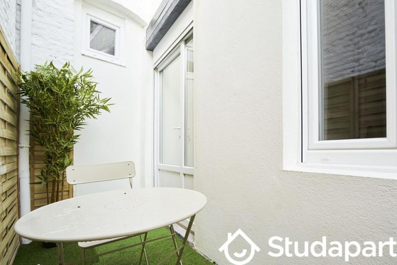 Chambre - 11 m² - 1 pièce