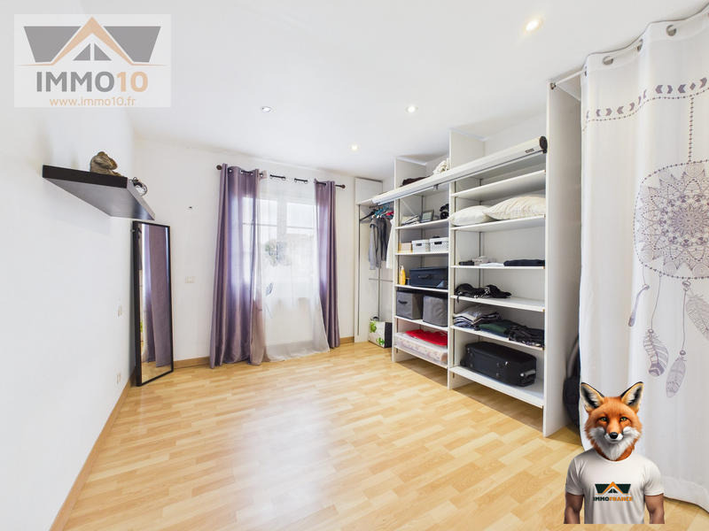 Maison - 98 m² - 5 pièces