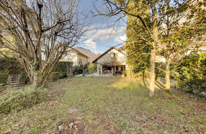 Maison - 163 m² - 6 pièces